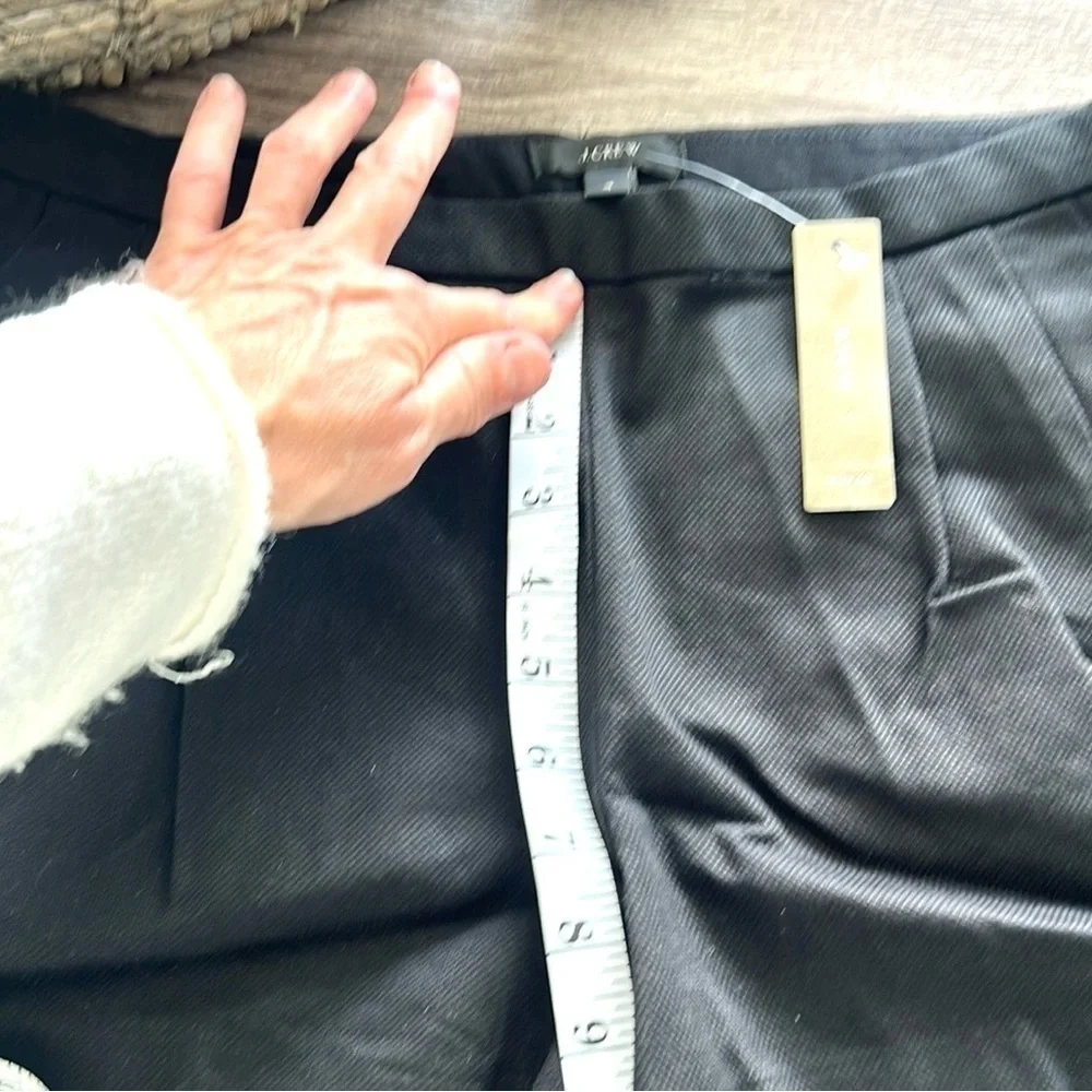 NWT,J.Crew, Gorgeous Side-Zip Shorts Soft Noir, Size 4